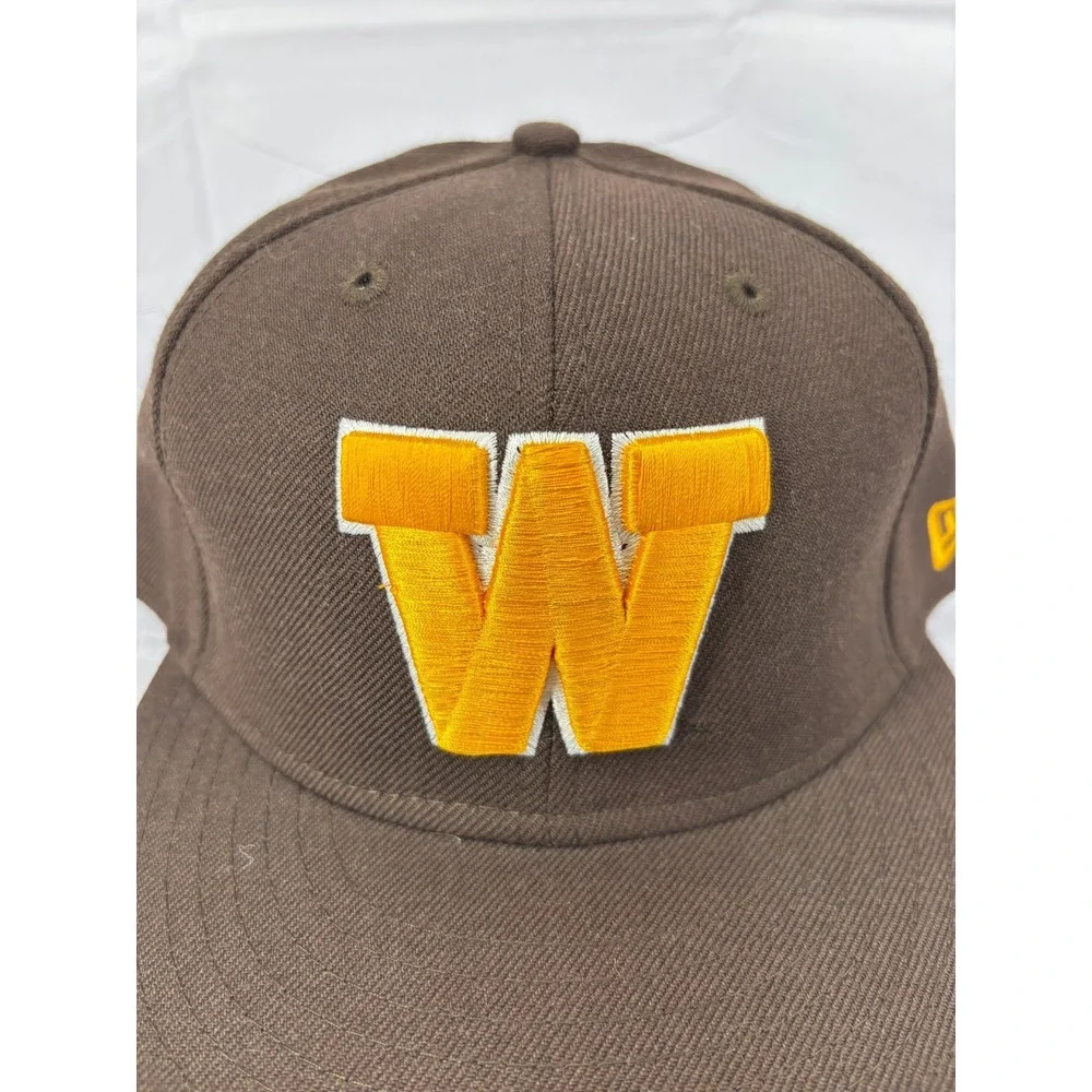 Wyoming Cowboys 59FIFTY Fitted Baseball Hat Cap Mens Brown 7 1/4 NWT New Era